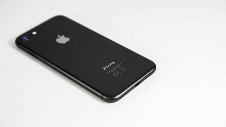 Etui na iPhone. Na co zwrócić uwagę przy jego wyborze?